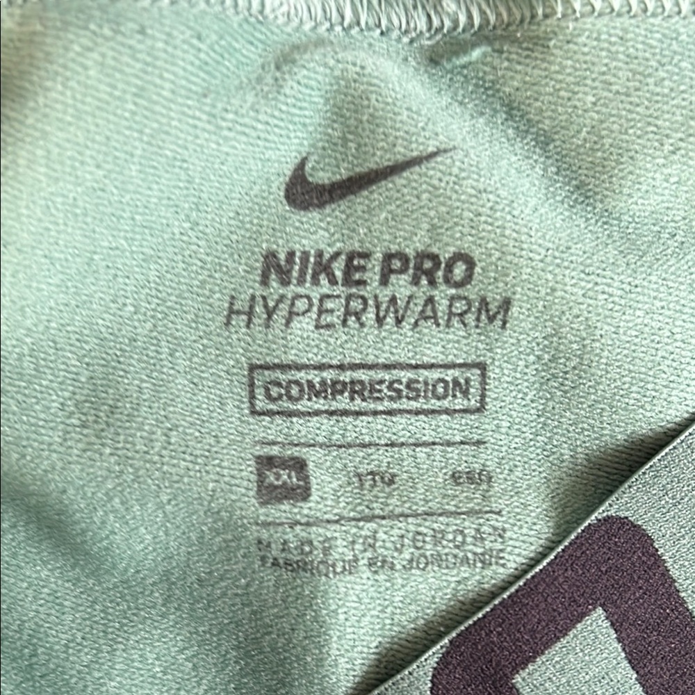 Nike: Pro Forest Green Leggings - Picture 2 of 4